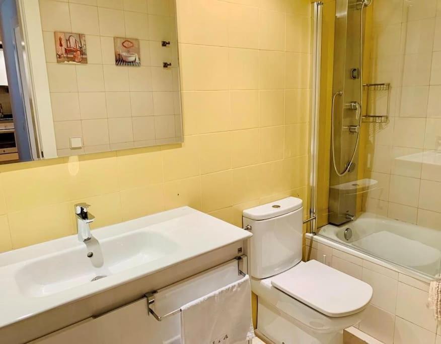Precioso - Moderno Terraza Y Parking, 2 Hab, 2 Banos, 6-7 Pers - Dispo Junio!! Llanes Exterior foto